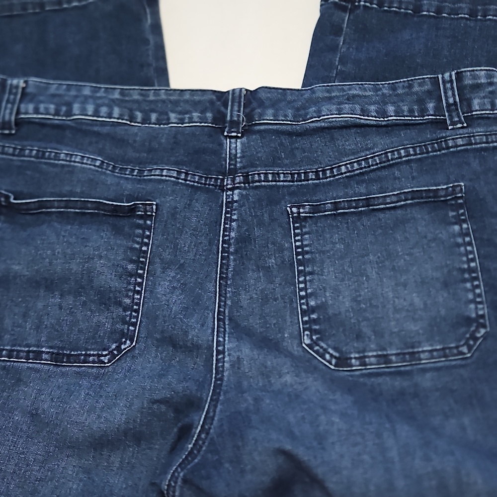 Talbots Navy Blue Capri Cropped Button Pockets-Accent Jeans Size 16 - Picture 11 of 13